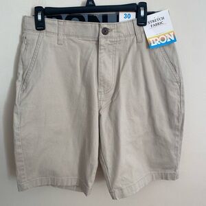 New NWT Men's Iron and Co. Flat Front Khaki Chino Shorts Size 30 Waist